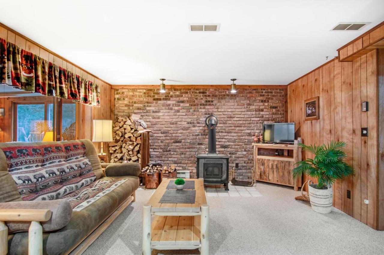Catfish Lake Home Eagle River Exterior foto